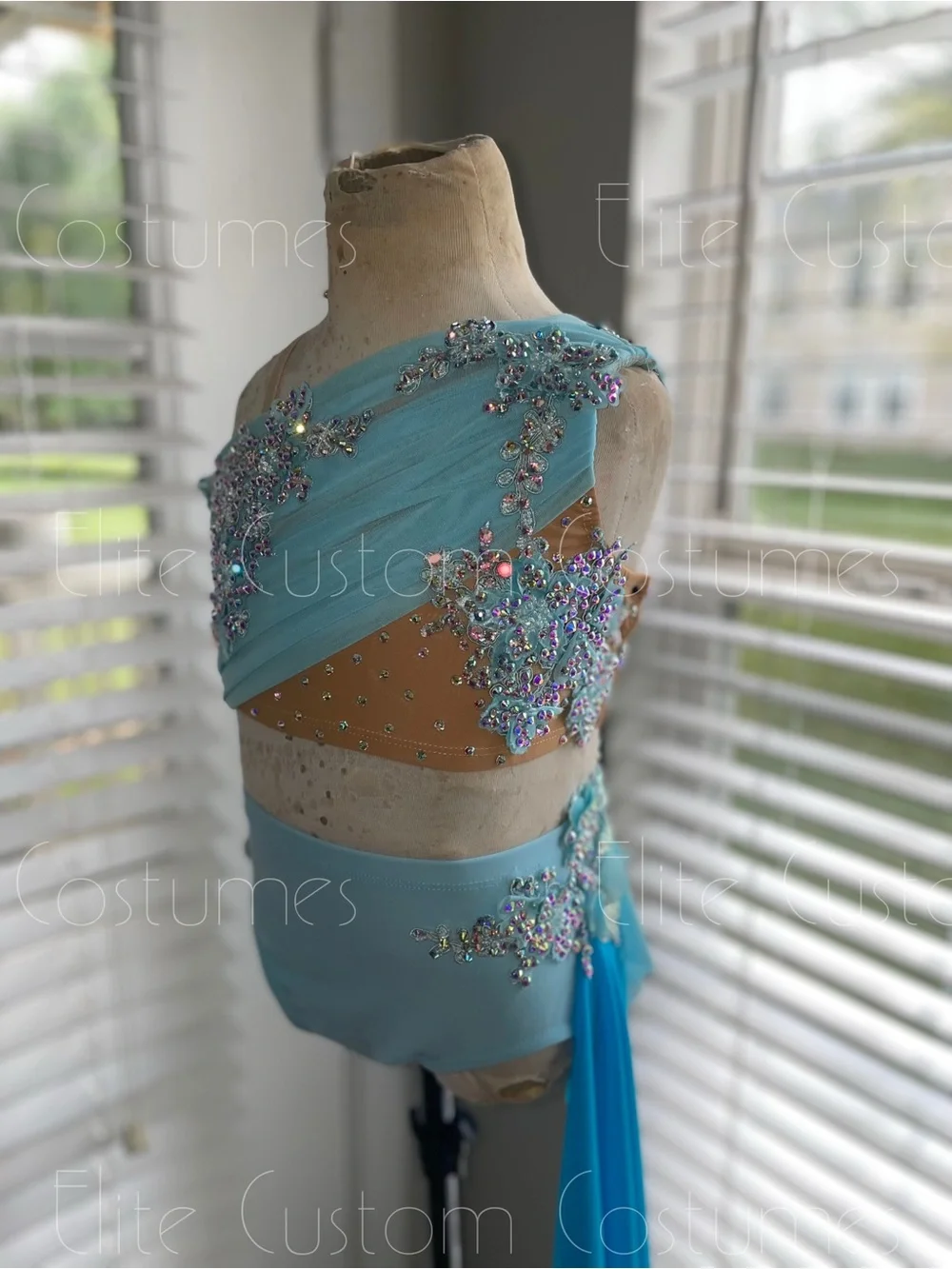 Custom elegant aqua